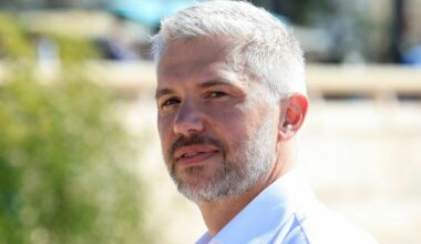 Nicolai Cleve Broch avslører hemmeligheter fra Morden i Sandhamn