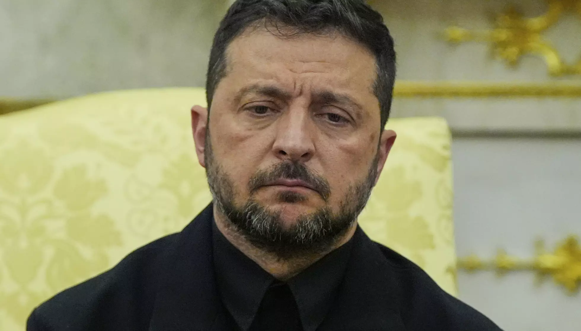 PÅ GANG: En fredsavtale mellom Russland og Ukraina er på gang. Søndag skal Volodymyr Zelenskyj møte Donald Trump. Foto: AP