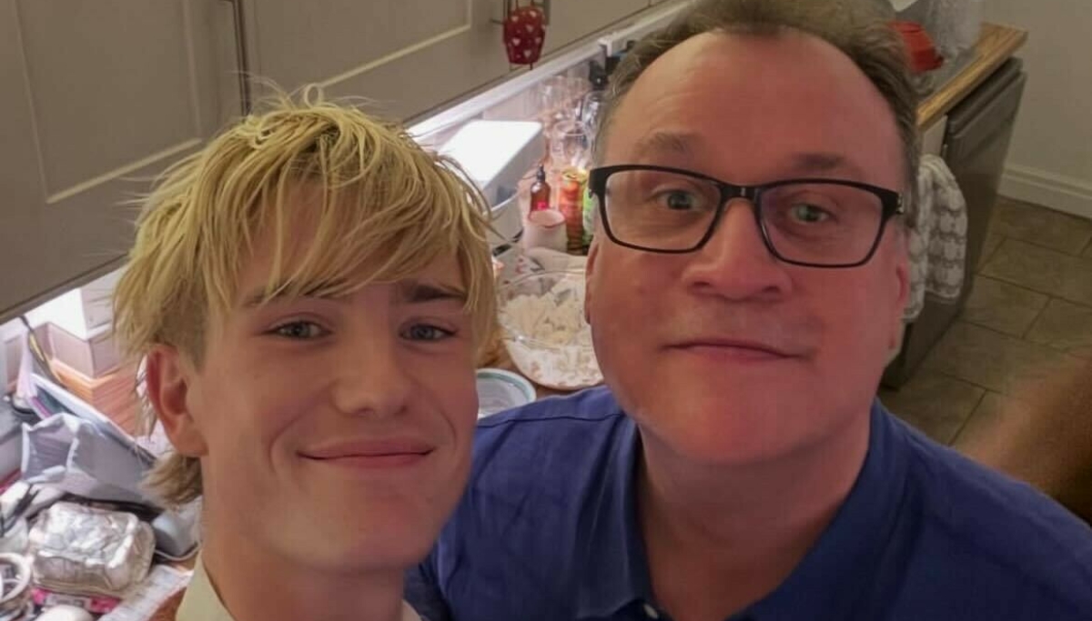 Russell T Davies finner kjærligheten med 35 år yngre Oliver Cole