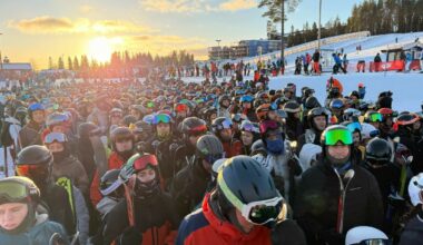 - Timelang kø for hver tur - Dagbladet