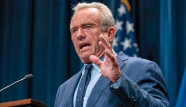 FHI-direktør kritisk til Kennedys vaksineendring: – Feil informasjon