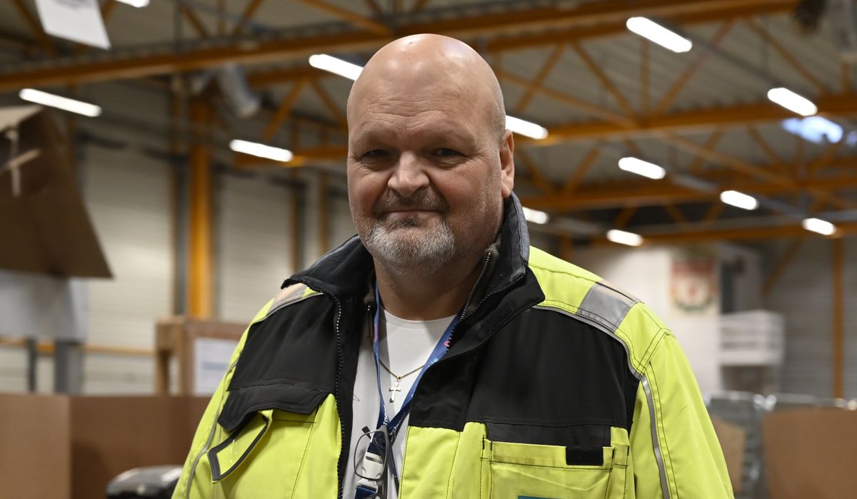 (+) Frå 23.000 til 44.000 pakkar - smp.no