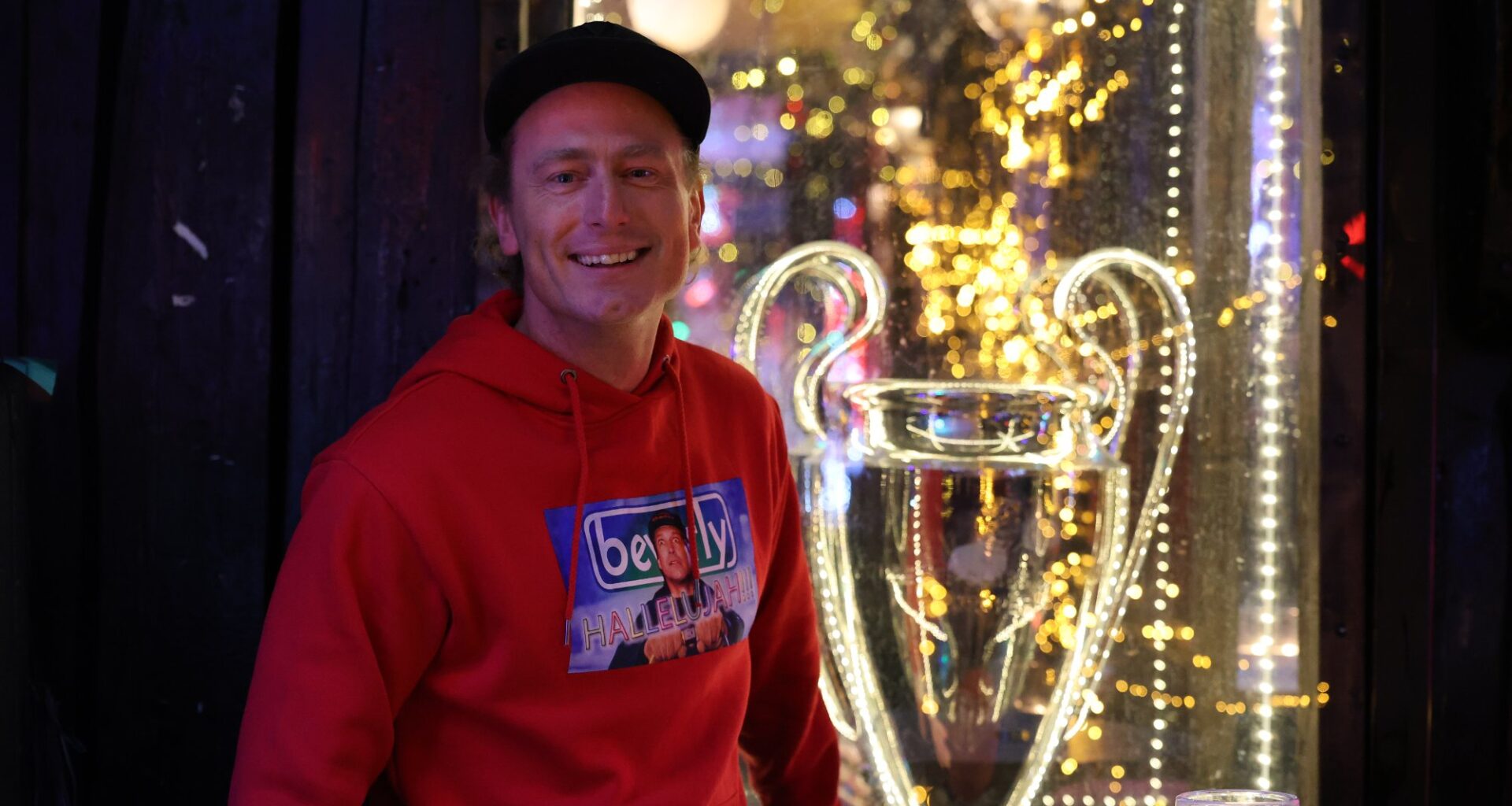 Da «Ein blåe dag» ble sunget av tusenvis av fans, brast det. Nå tror festgeneralen på nye bragder - RA Stavanger