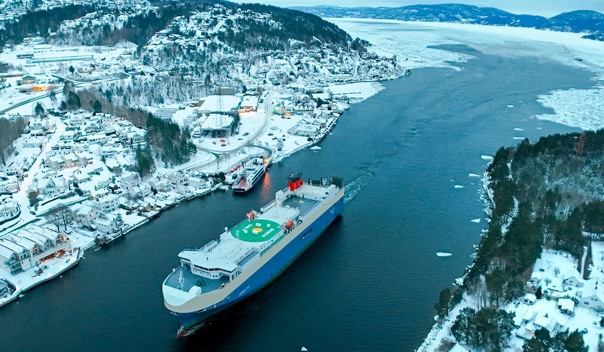 Torghatten-ferje stoppes av sterk strøm i Drammens­fjorden