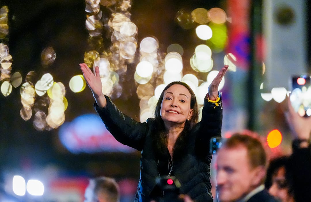 Maria Corina Machado ble borte i bølgene