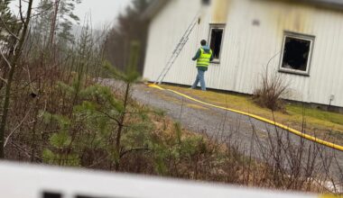 Krimteknikere har ankommet brannhuset - Østlendingen