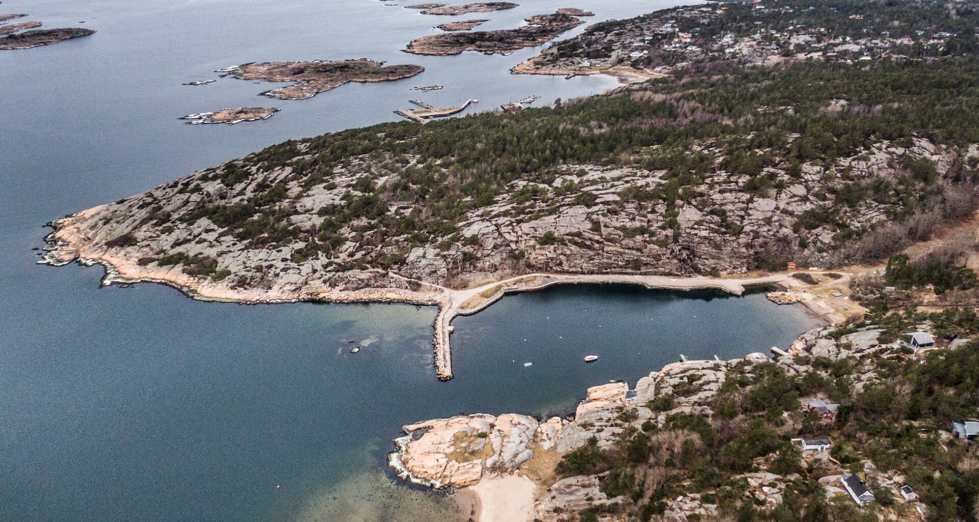 Hvaler, Fredrikstad | Varsler byggestopp i strandsonen - Fredriksstad Blad