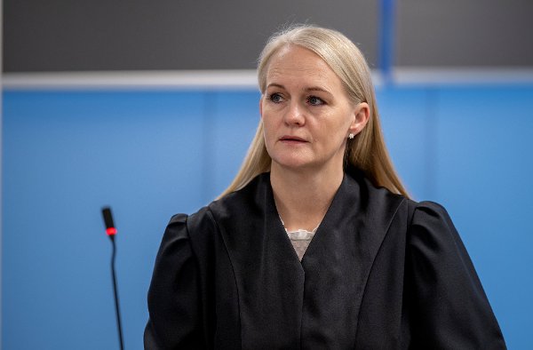 Den 7. januar i 2024 ble tobarnsmoren Tina Milena Solberg (33) funnet død i bagasjerommet på en utbrent bil. Ekssamboer Vahid Heydari Mohammadi møtte i retten i dag tiltalt for drap. 

 Kristine Herrebrøden, statsadvokat.
