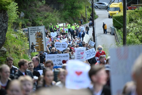 Folkemøte om Salhus Skule