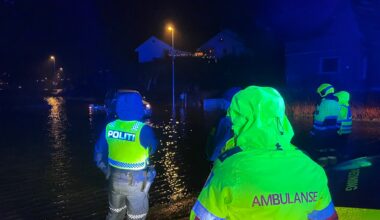 Politiloggen, Sokndal | Traktor i elva - to mindreårige gutter reddet i land av brannmannskap - Avisen Agder