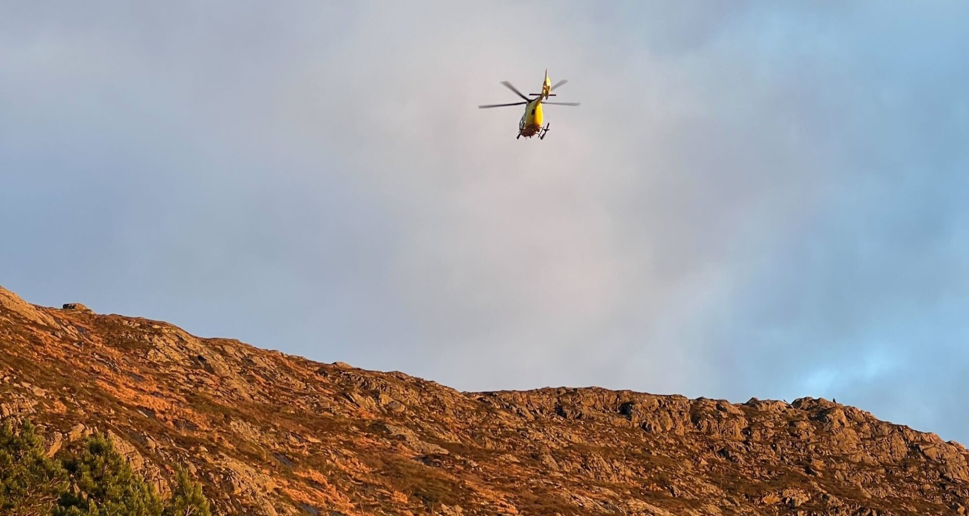 Ulriken, Luftambulanse | Redningsaksjon etter fallulykke i Byfjellene