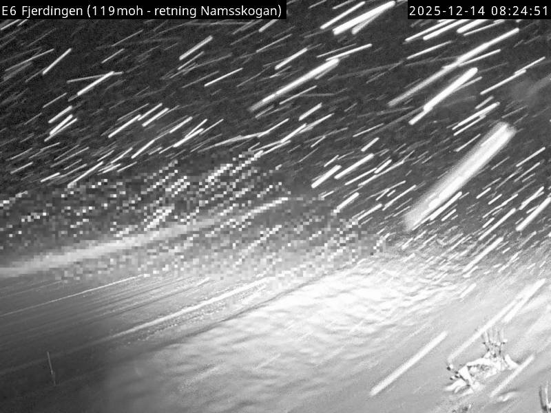 Yr , Vegtrafikksentralen | Fare for is på grunn av underkjølt regn: – Vanskelige kjøreforhold