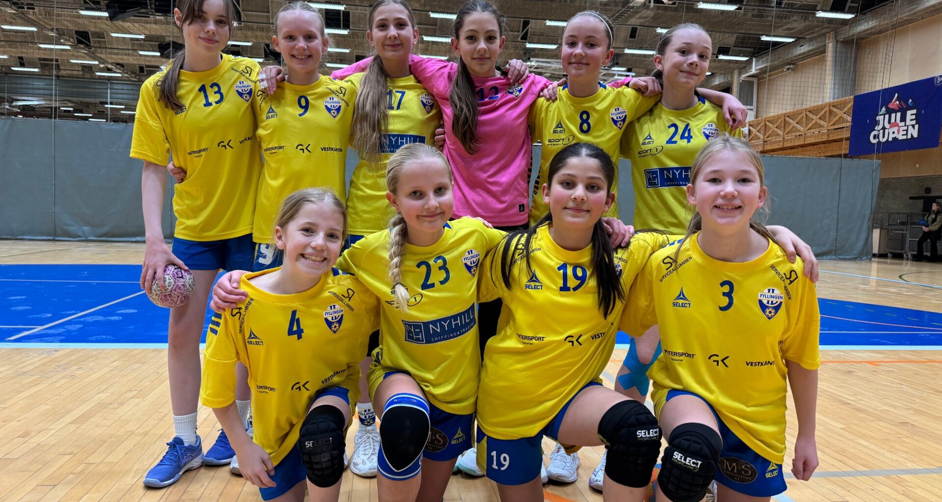 Sport, Håndball | Merker at folk reiser vekk i julen