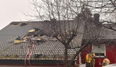 Røyken, Ulykker og hendelser | Brann i enebolig: – Sto flammer opp av taket