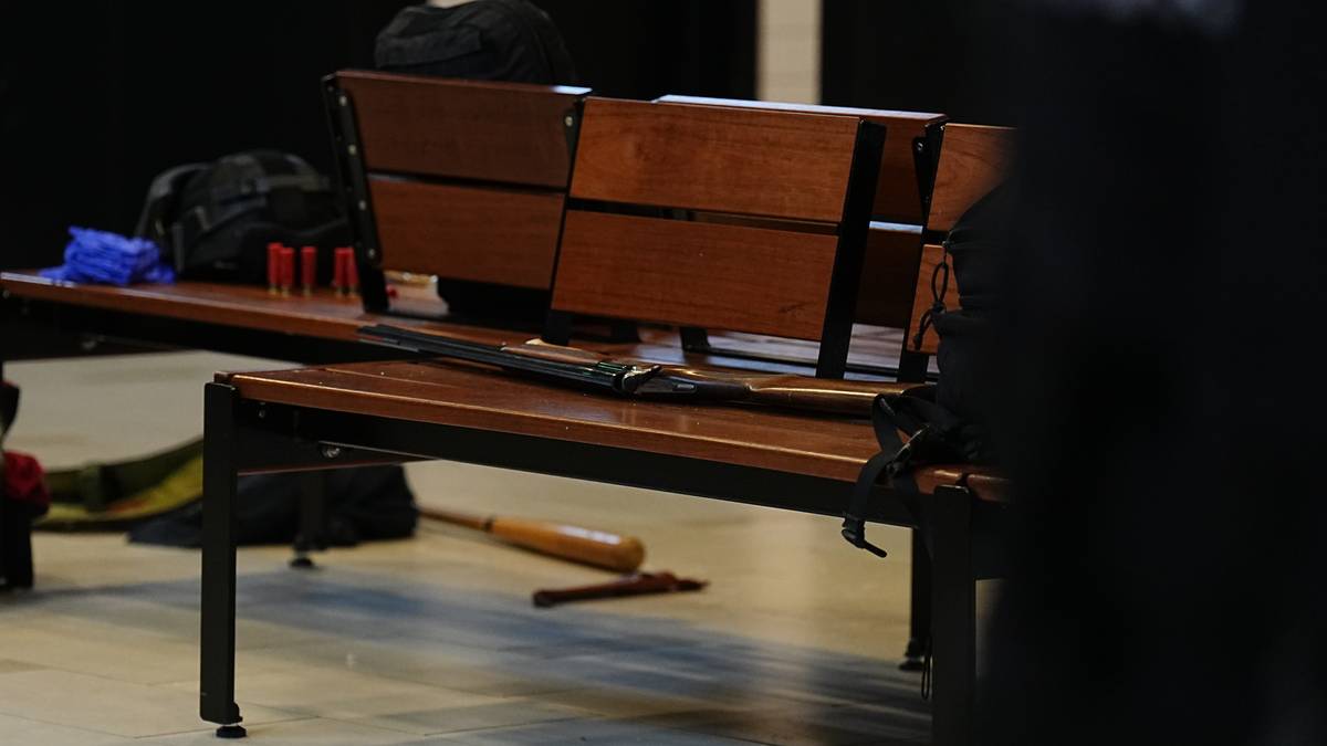 Mann med pistol på Storo – Stor-Oslo