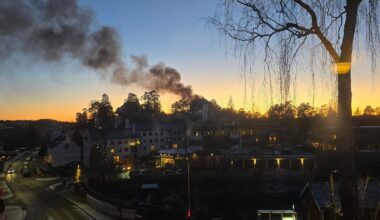 Ljan, Søppelskur | Brann ved Ljan skole – unge gutter med fyrverkeri observert