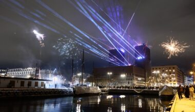 Nyttårsaften, Lysshow | Oslo dropper nyttårsshow på Rådhusplassen