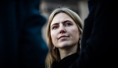 Nestleder Sofie Marhaug i partiet Rødt under markeringen mot å åpne for vannkraftutbygging i vernede vassdrag.