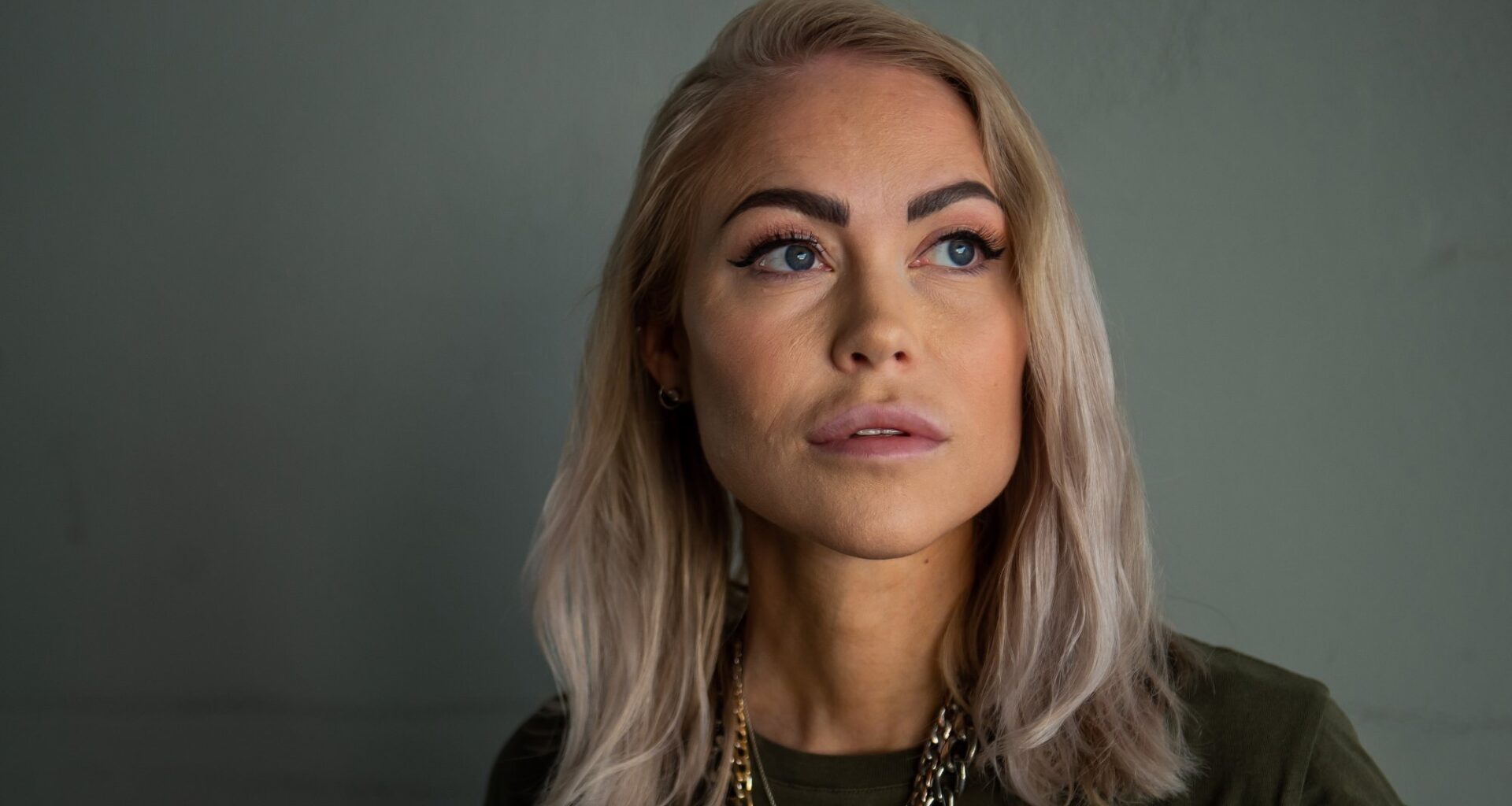 Ingeborg Senneset, Julepraten 2025 | Ingeborg Senneset i nettavisens juleprat: – Er det sorte får