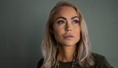 Ingeborg Senneset, Julepraten 2025 | Ingeborg Senneset i nettavisens juleprat: – Er det sorte får