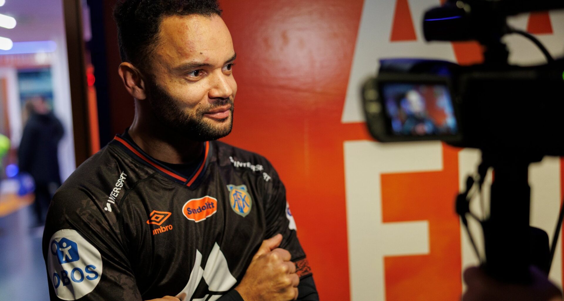 Sten grytebust, Eliteserien | Var med på å sikre opprykk – nå gir veteranen seg