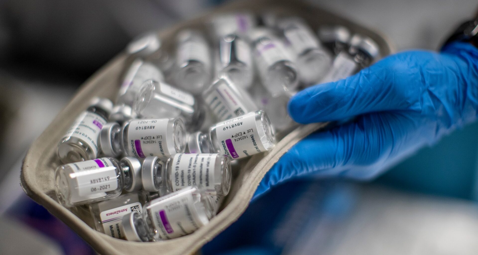 Koronavaksine, Søksmål | Fikk CFS/ME etter koronavaksine – nå saksøker hun Staten