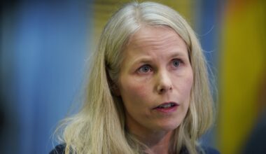 Kirsti Bergstø, SV | Kirsti Bergstø slaktes av sine egne: – Er partilederen fredet?