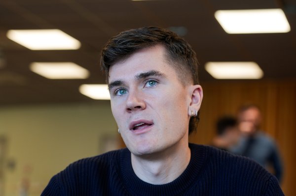 Oslo 20251022. 
Jakob Ingebrigtsen møter pressen ifm neste sesong av TV-serien Born to run på Bislet stadion.
Foto: Terje Pedersen / NTB