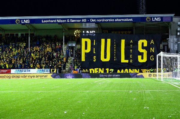 Bodø 20251130. 
TIFO før eliteseriekampen i fotball mellom Bodø/Glimt og Fredrikstad på Aspmyra stadion.
Foto: Mats Torbergsen / NTB