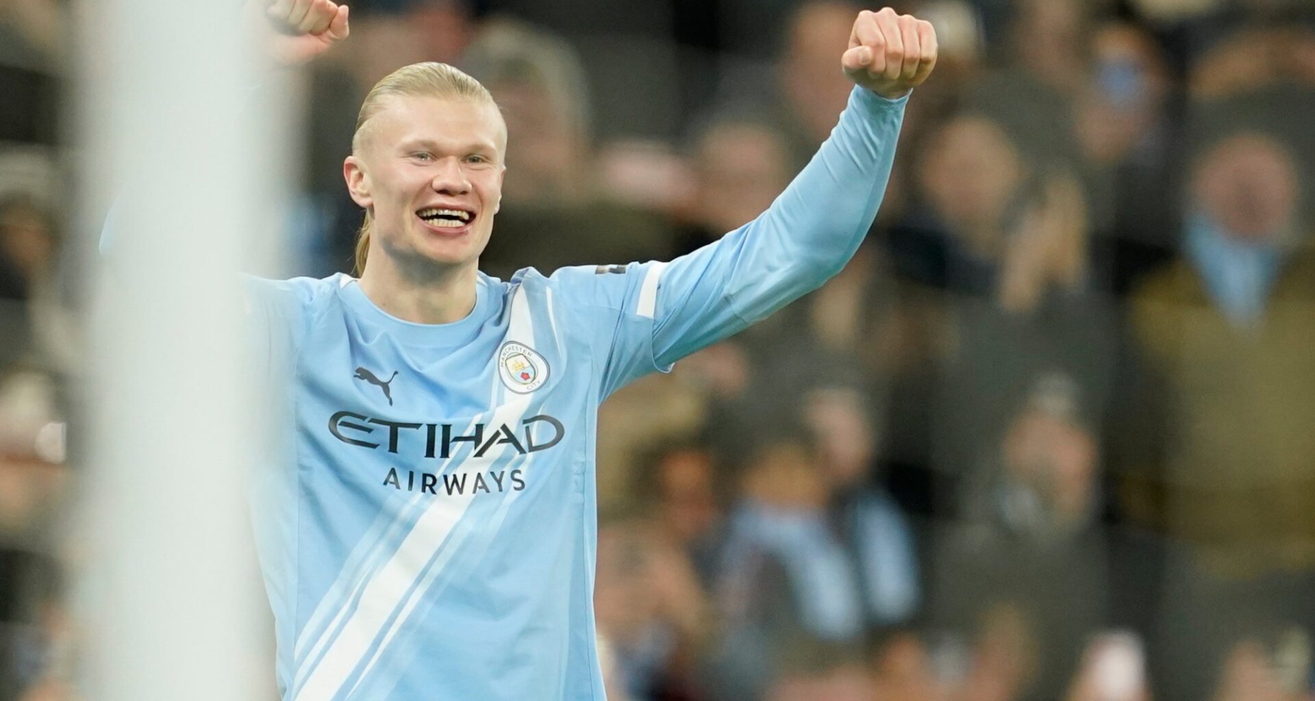 Sport, Fotball | Haaland passerte Ronaldo – gir gave til Hareides barnebarn