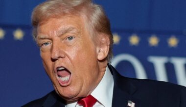 Donald Trump, Venezuela | Trump klassifiserer Venezuelas regime som utenlandsk terrororganisasjon