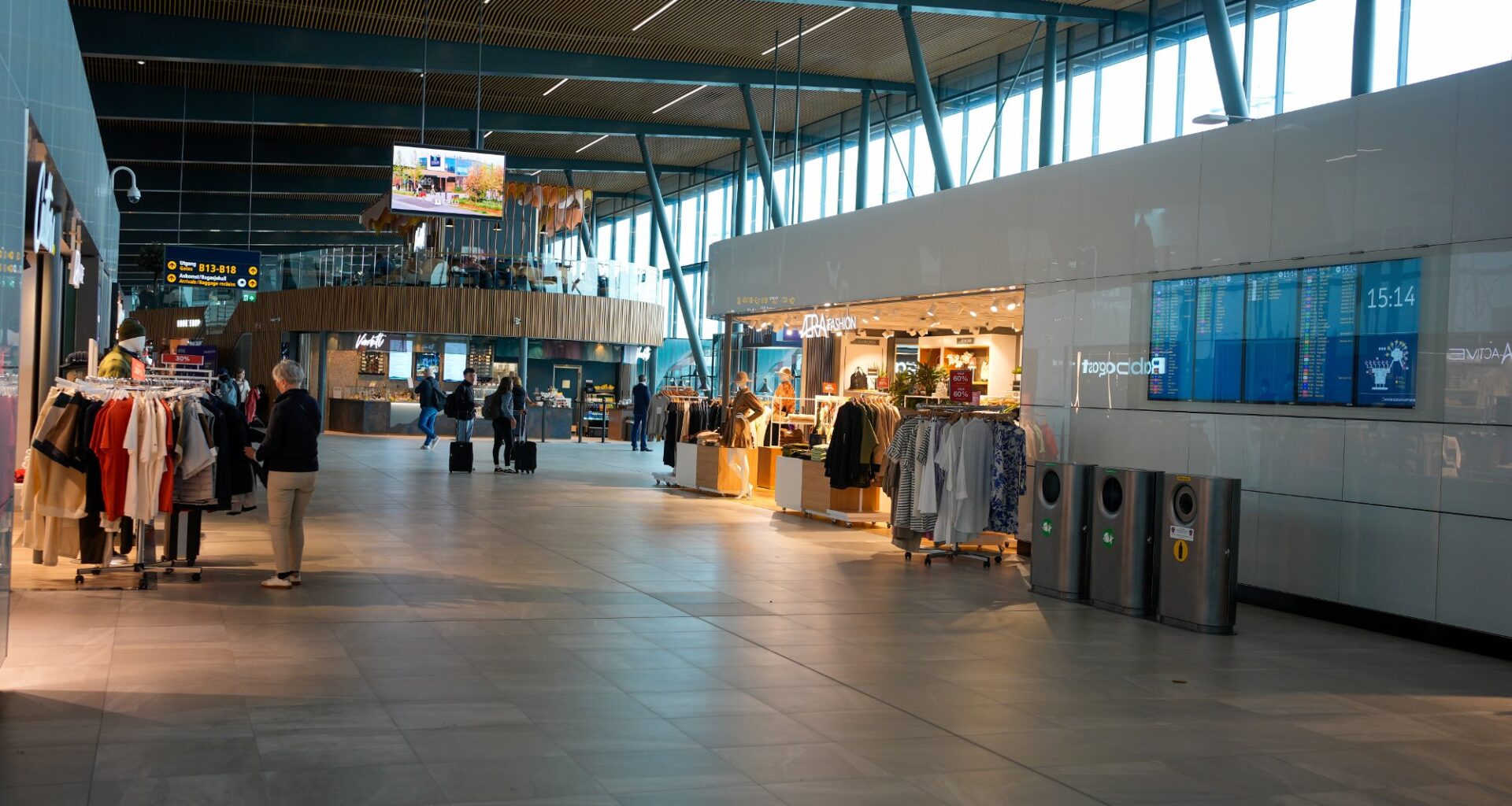 Bortvist, Fyllebråk | En full, bråketde og vanskelig mann ble hentet på flyet og bokstavelig talt satt på bakken av politiet julaften.