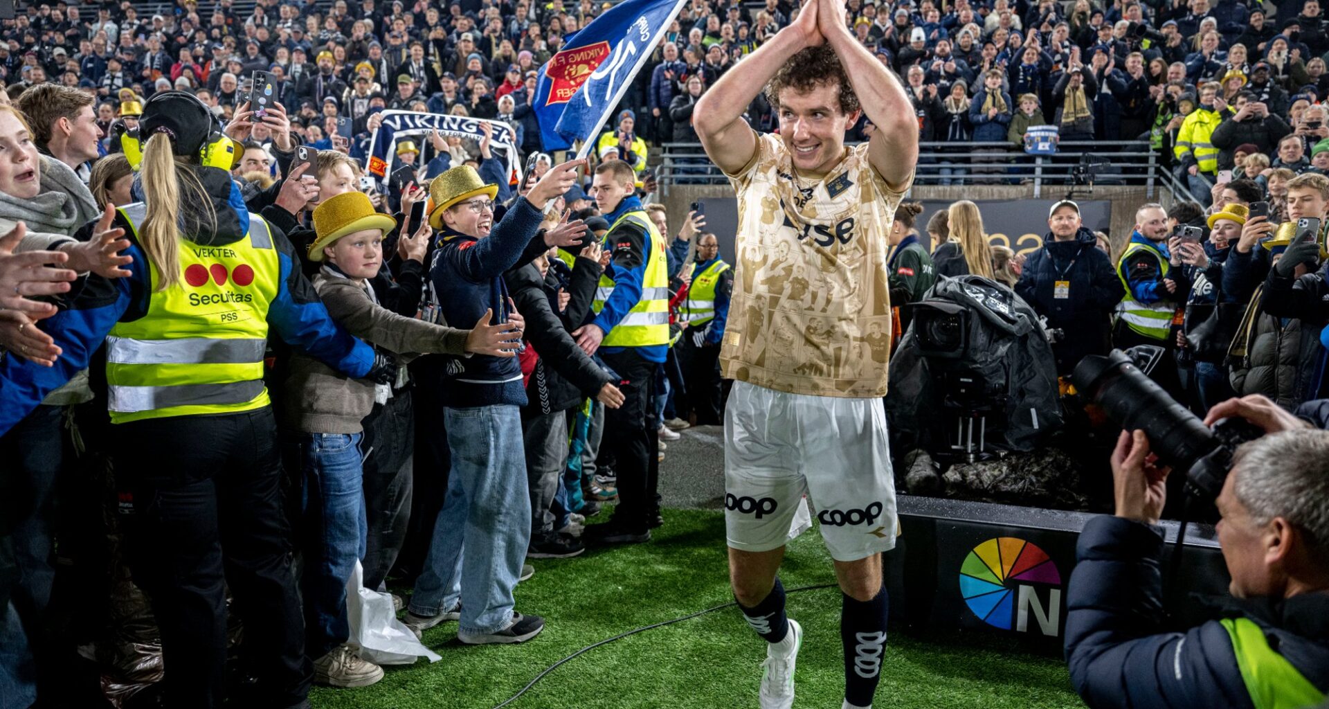 Lars-Peder Nagel, Viking | Starter salg av den ikoniske gulldrakten