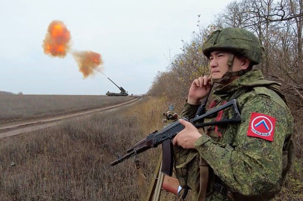 In this image made from a video provided by the Russian Defense Ministry Press Service on Friday, Nov. 28, 2025, a Malka self-propelled cannon fires towards Ukrainian positions in an undisclosed location in Ukraine. (Russian Defense Ministry Press Service via AP)