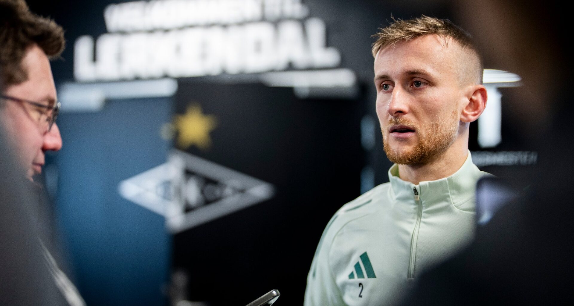 Aggressiv melding førte til møte. Uker senere ble RBK-profilen hengt ut: – Verden raste litt sammen - Nidaros