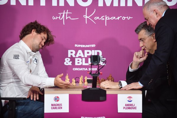 Pixsell 20250701. The PM of Croatia Andrej Plenkovic played chess against chess player Magnus Carlsen at the opening ceremony of SuperUnited and Blitz Croatia chess tournament on July 01, 2025 in Zagreb, Croatia. Photo: Josip Mikacic/PIXSELL URN:80867243