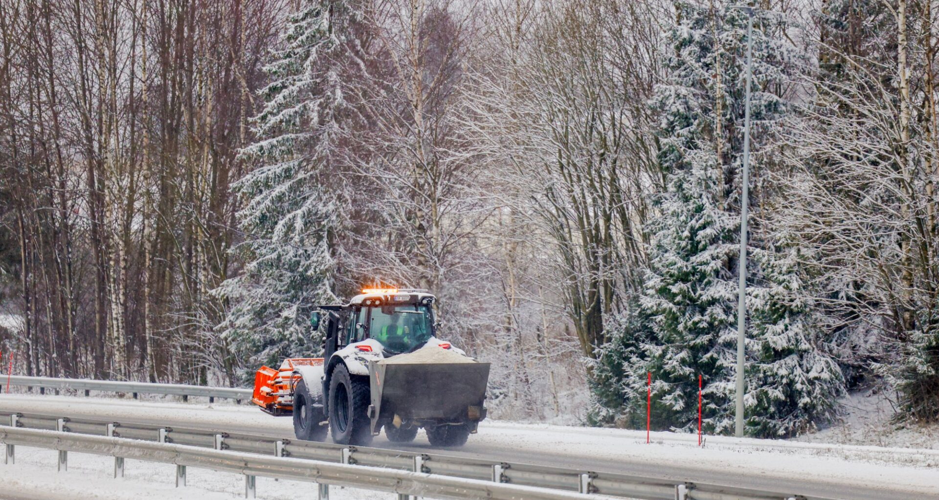 Vær, Jul | Varsler kraftig snøfokk i det mange starter juleutflukten: – Kjør mykt