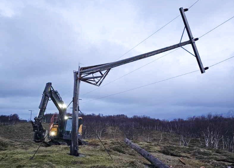 Vær, Linea | Linea er gått tom for sprengstoff – fortsetter i rød beredskap