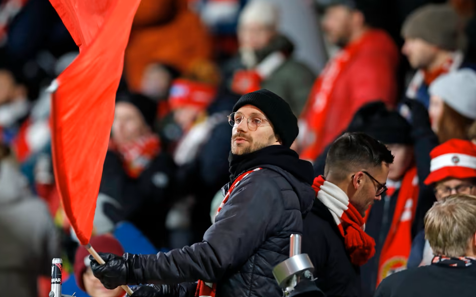 Glimt, TIL | Tromsø-supportere raser etter Glimt-gave: – Et svik