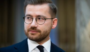 Politikk, Nordfjord | Sveinung Rotevatn gir seg i politikken – går til toppjobb