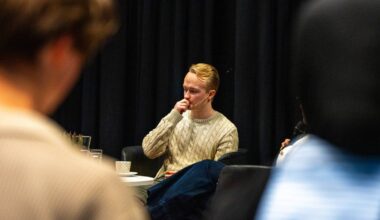 Sander (20) vil at fleire skal spørje om hjelp – NRK Vestfold og Telemark – Lokale nyheter, TV og radio