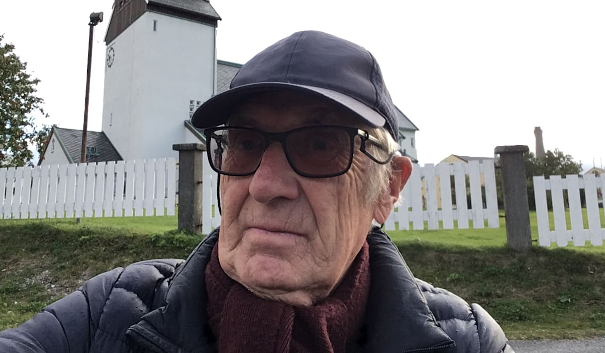 Midt inni jula er det ingenting, bare rundtomkring?