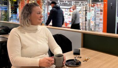 Veronika Andersen på kafe
