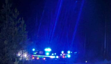 Trafikk, Politiet | Bombegruppe flydd inn: Vegen fortsatt stengt - Østlendingen