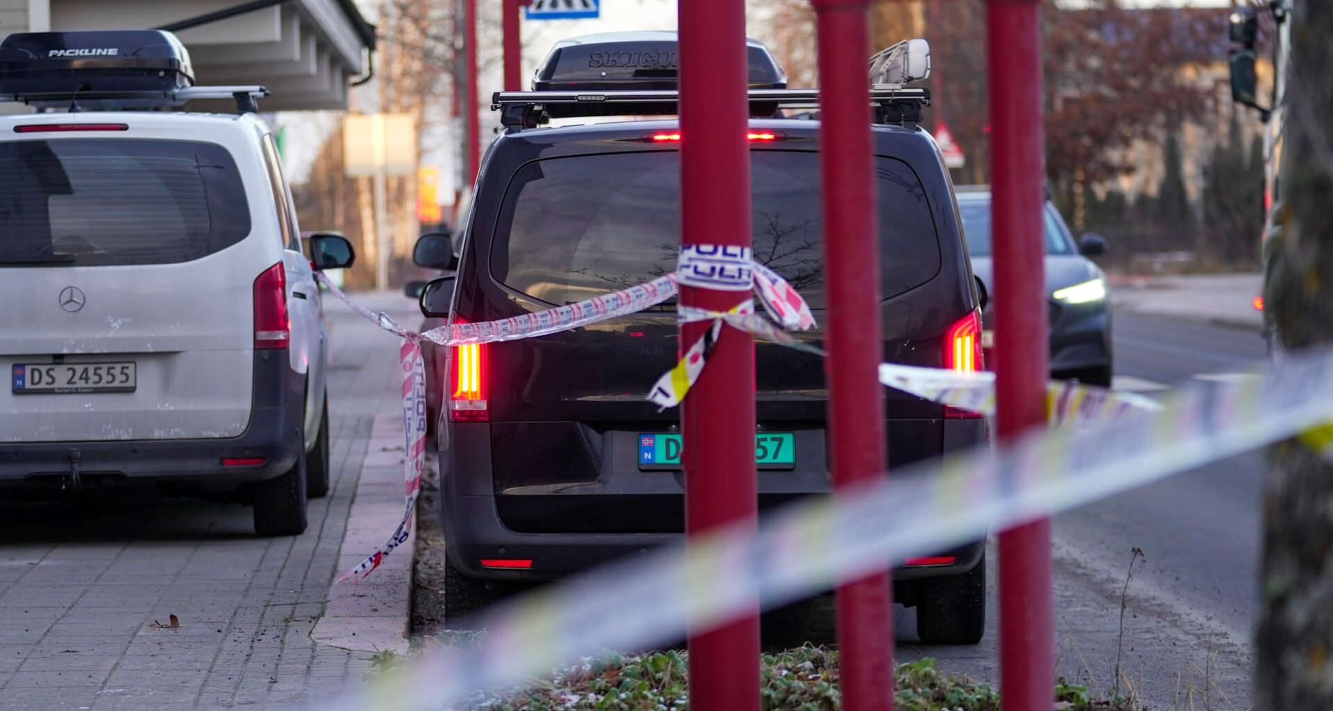 En mann er etterlyst internasjonalt etter at en kvinne ble funnet død i Grue i Innlandet natt til søndag