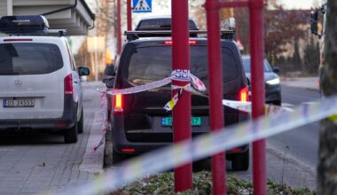 En mann er etterlyst internasjonalt etter at en kvinne ble funnet død i Grue i Innlandet natt til søndag