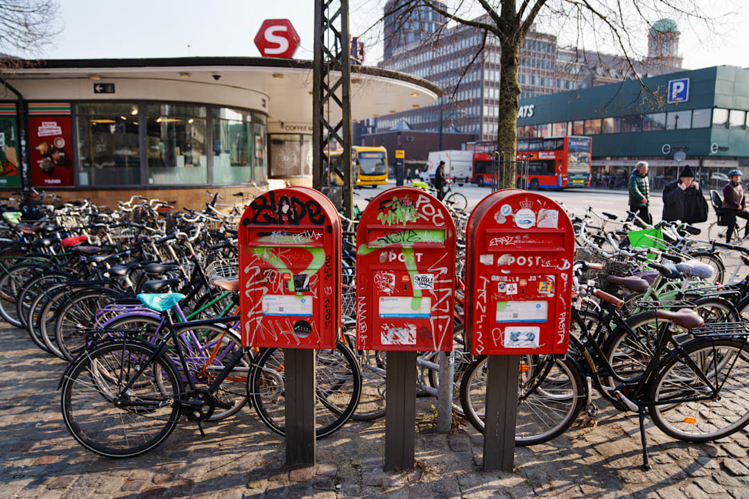 Legger ned brevhåndtering i Danmark