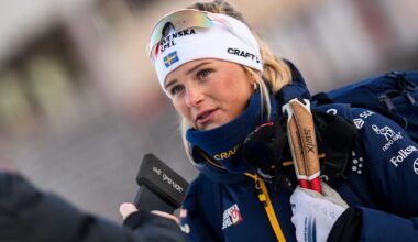 Frida Karlsson og Ebba Andersson står over verdenscuprennene