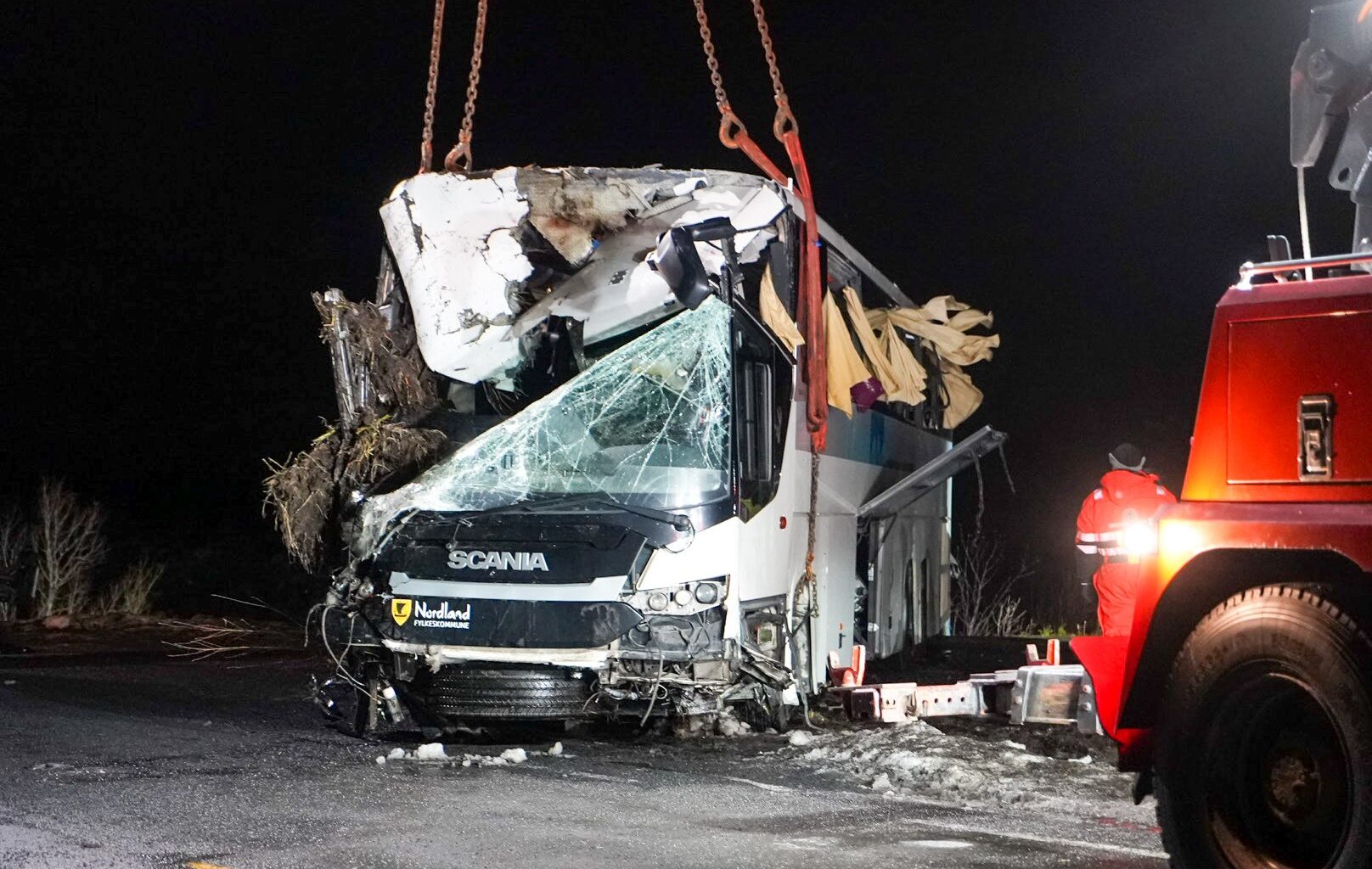 Lofast, Bussulykken i Hadsel | Ett år siden bussulykka: «... så ble det stille. Igjen»