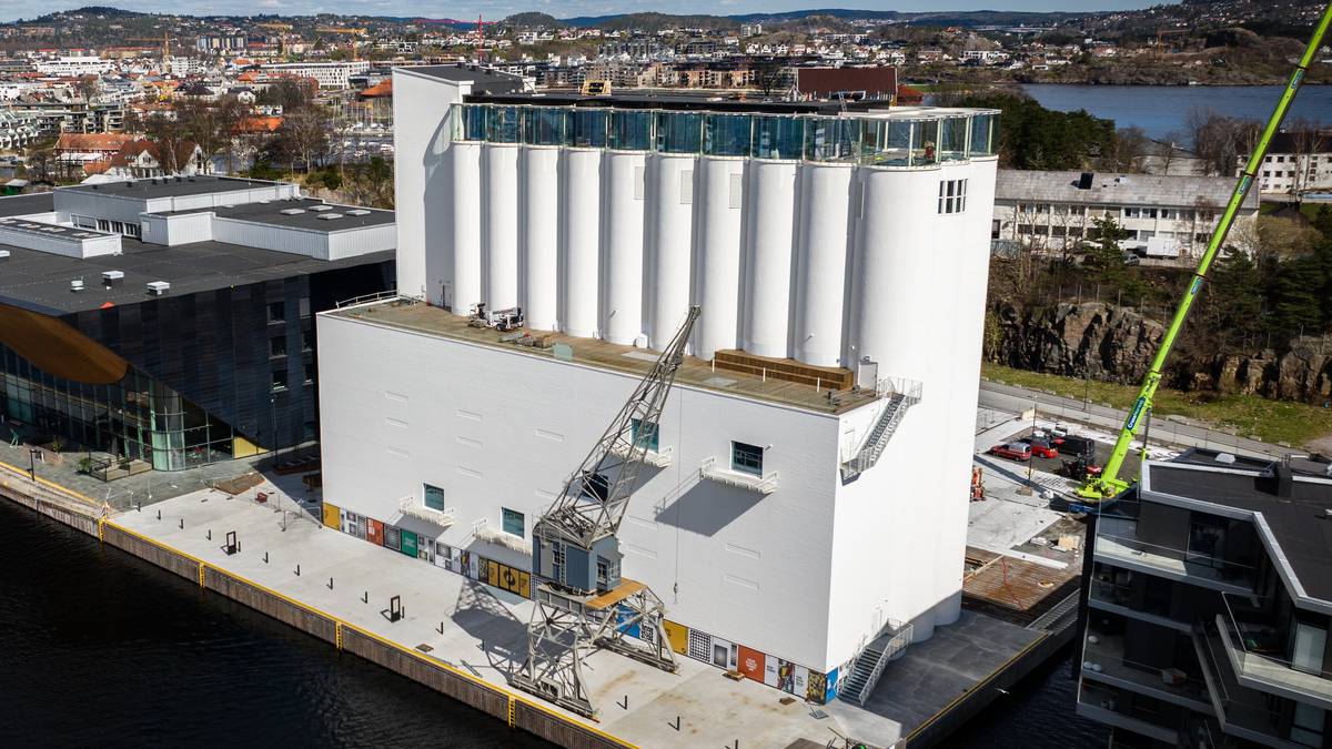 ÅPNER: Kunstsiloen i Kristiansand står klar til å vise Nicolai Tangens kunstsamling, etter mange år med strid.